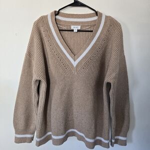 On Sky Women's Beige V-Neck Sweater